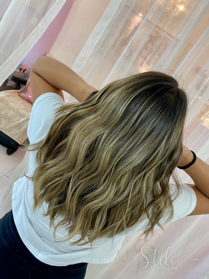 Balayage done at Stilo Salón, Roma Norte, Mexico City