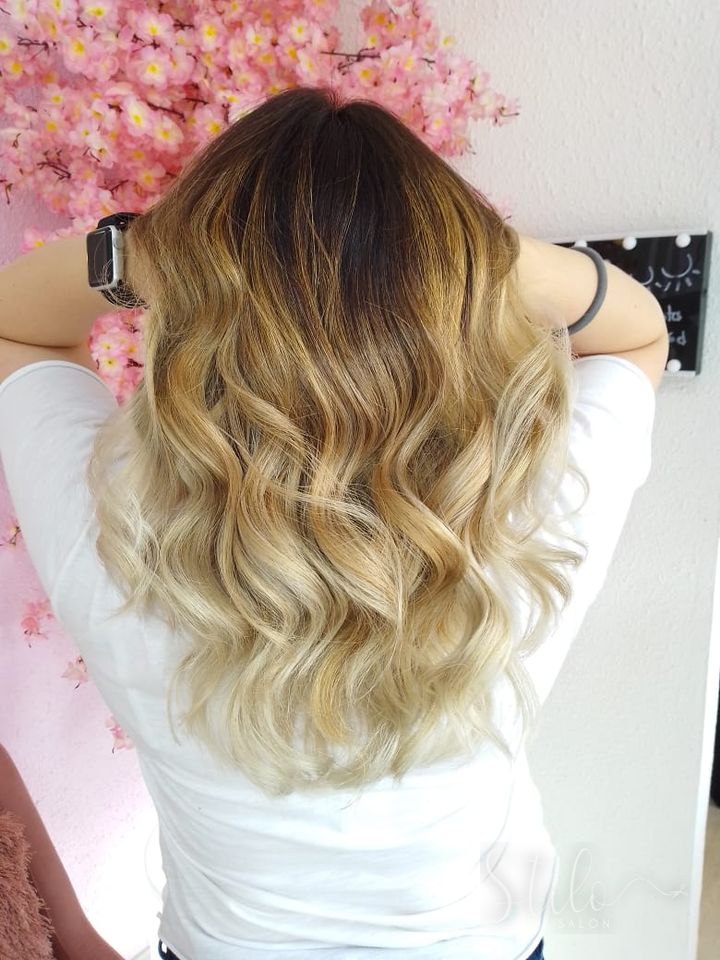 Blondes & babylights done at Stilo Salón, Roma Norte, Mexico City