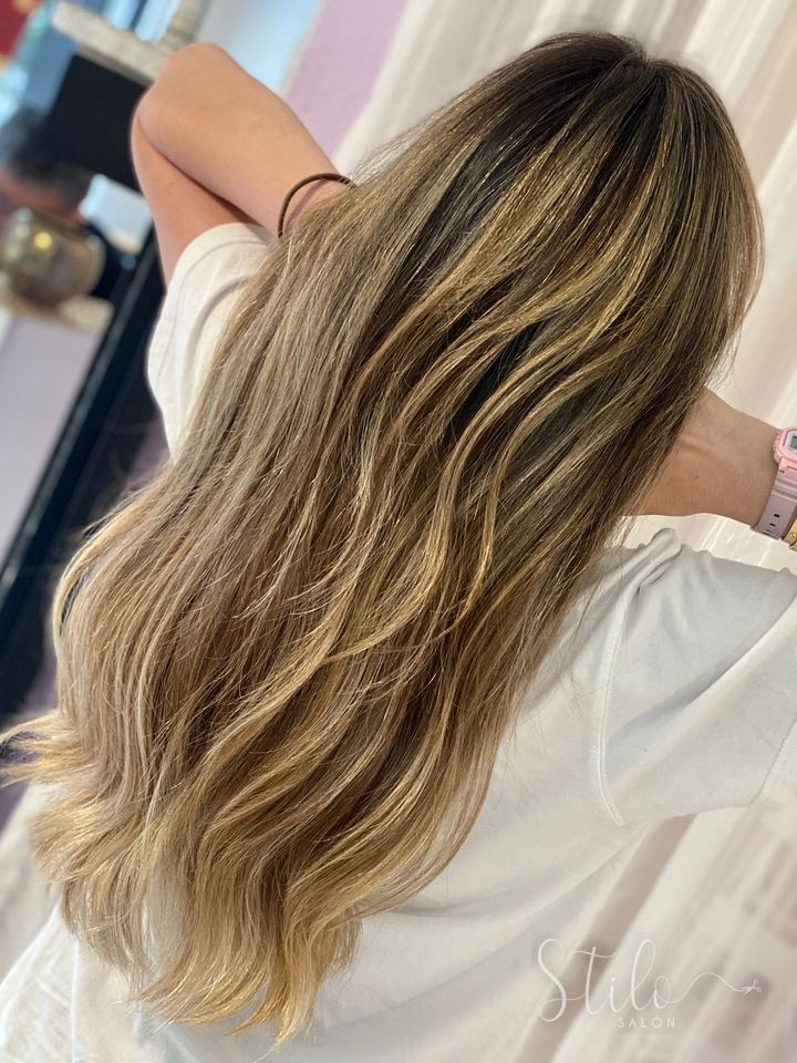 Balayage done at Stilo Salón, Roma Norte, Mexico City