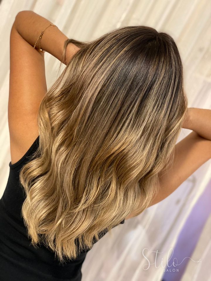Balayage done at Stilo Salón, Roma Norte, Mexico City