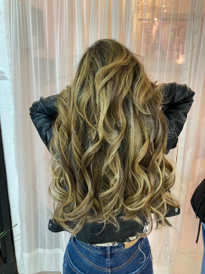 Balayage done at Stilo Salón, Roma Norte, Mexico City