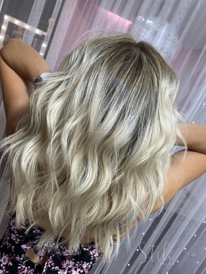 Blondes & babylights done at Stilo Salón, Roma Norte, Mexico City
