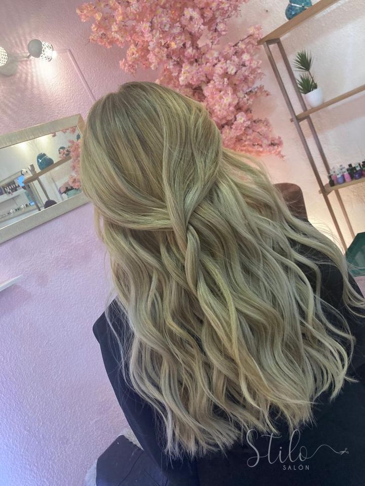 Balayage done at Stilo Salón, Roma Norte, Mexico City