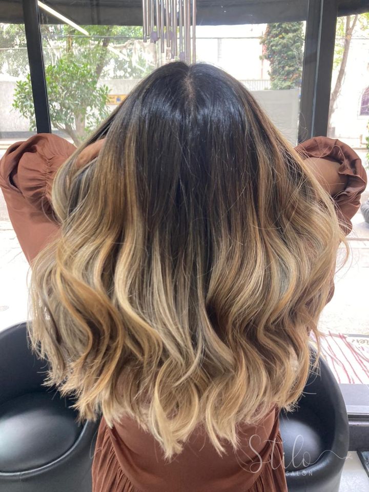 Balayage done at Stilo Salón, Roma Norte, Mexico City