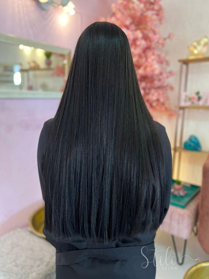 Color & smoothing done at Stilo Salón, Roma Norte, Mexico City