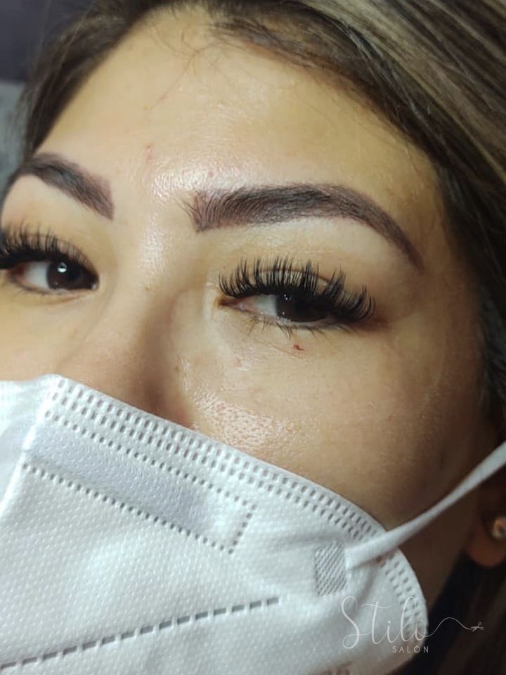 Lash extensions done at Stilo Salón, Roma Norte, Mexico City