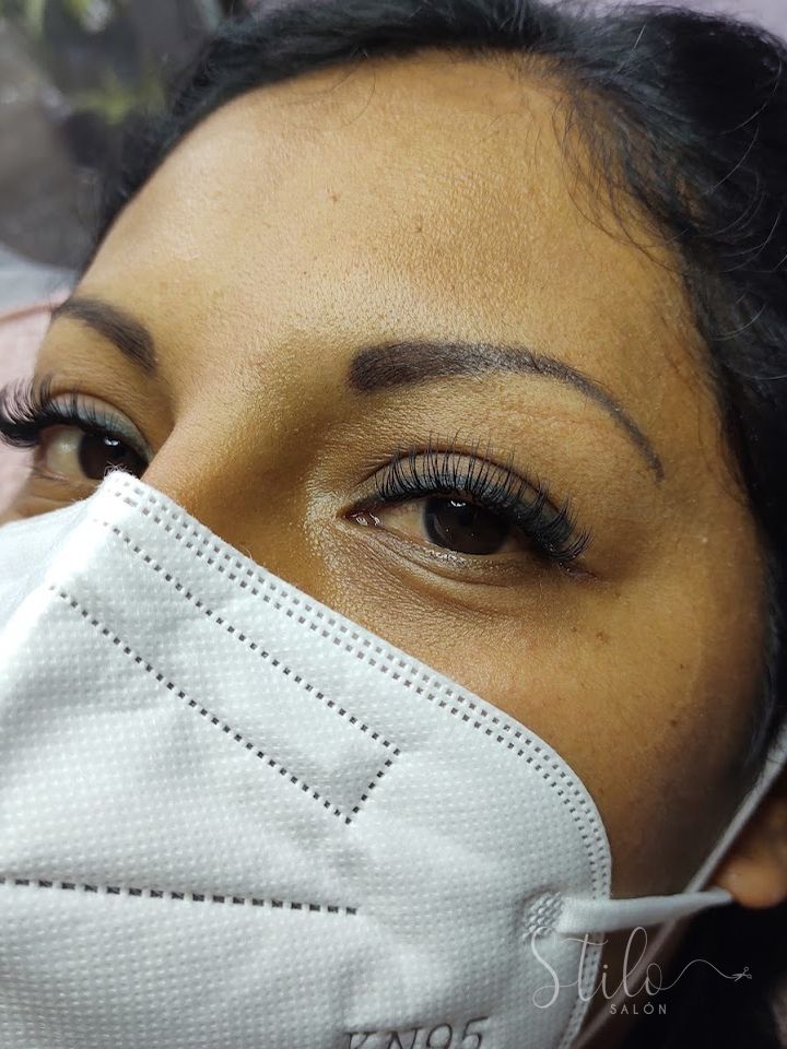 Lash extensions done at Stilo Salón, Roma Norte, Mexico City