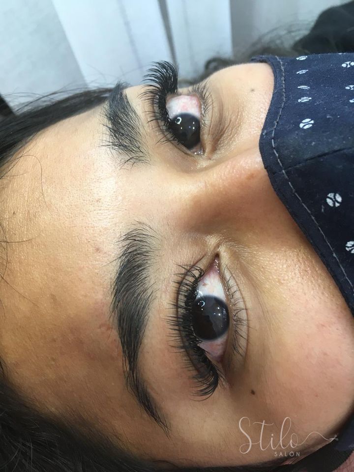 Natural-effect eyelash extensions, Stilo Salón Roma Norte