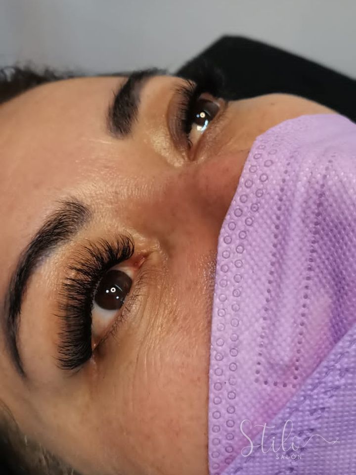 Lash extensions done at Stilo Salón, Roma Norte, Mexico City