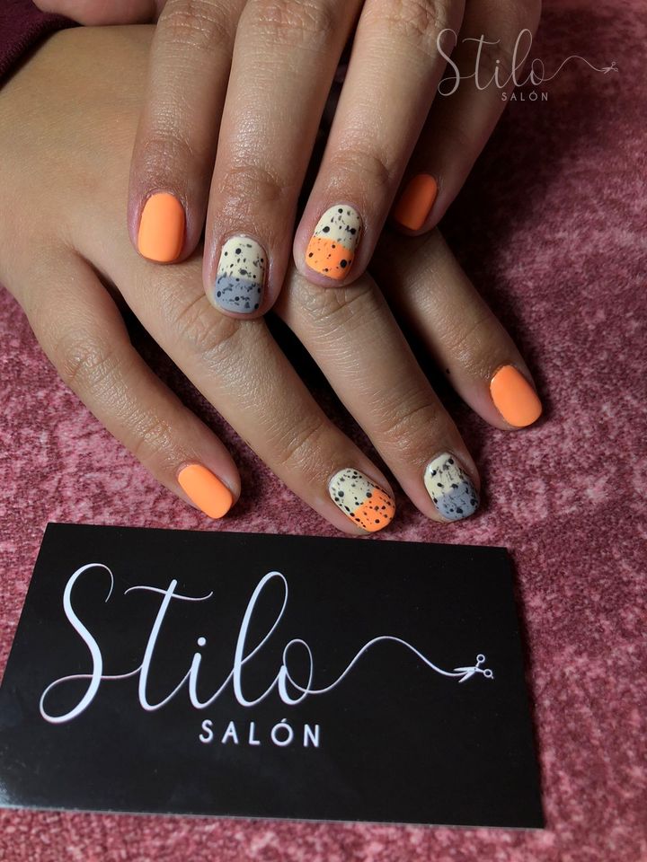 Nail art done at Stilo Salón, Roma Norte, Mexico City
